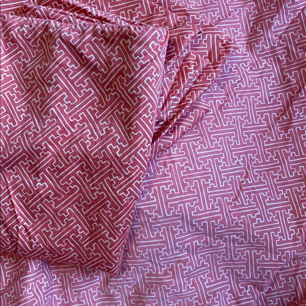 Ralph Lauren Villa Camelia Twin Fitted Sheet And 2 Pillow Cases.